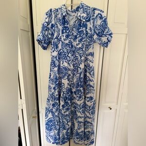 Crown & Ivy Blue Floral Long Sleeve Dress